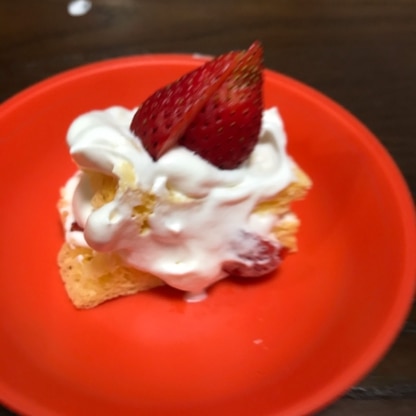 ケーキがどうしても食べたいという子どもと作りました！簡単で早くスポンジができて、美味しかったです！